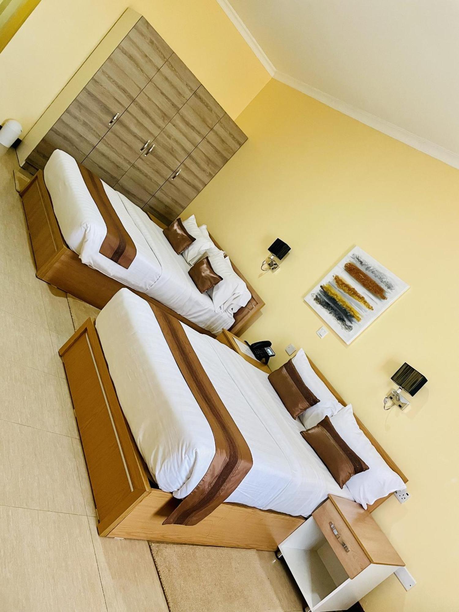 Nashera Hotels Додома Екстериор снимка